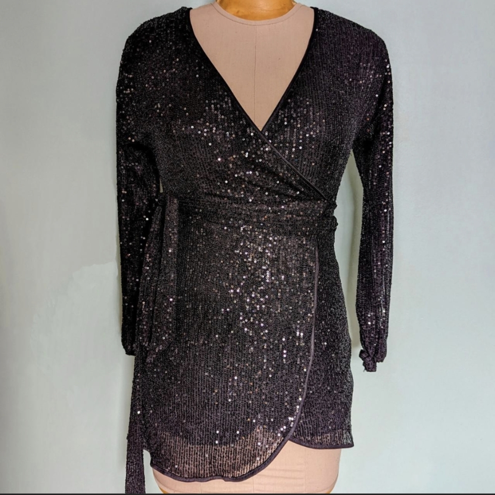 Black sequin party dress
